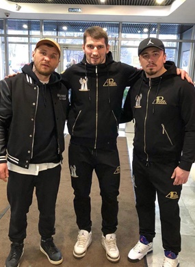 Болеем за Алексея Папина!